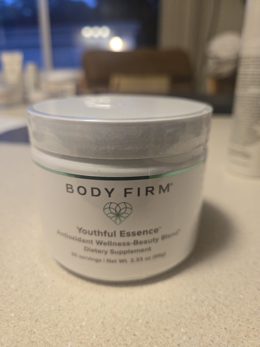 Body Firm Youthful Essence Moisturizer - White
